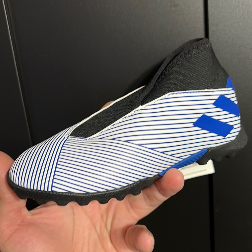 Adidas  Nemeziz Soccer shoes size 11.5 Kids